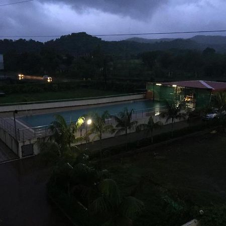 Sfurti Farms Hotel Badlapur Esterno foto